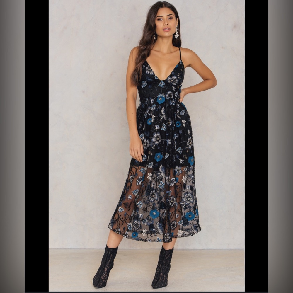 NWOT For Love And Lemons Botanic Black Blue Midi Dress Medium